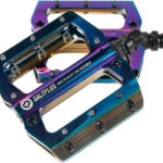 Salt Plus Echo Aluminium Pedaler (Oilslick)