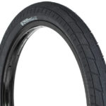 Salt Tracer Däck (svart) 20"